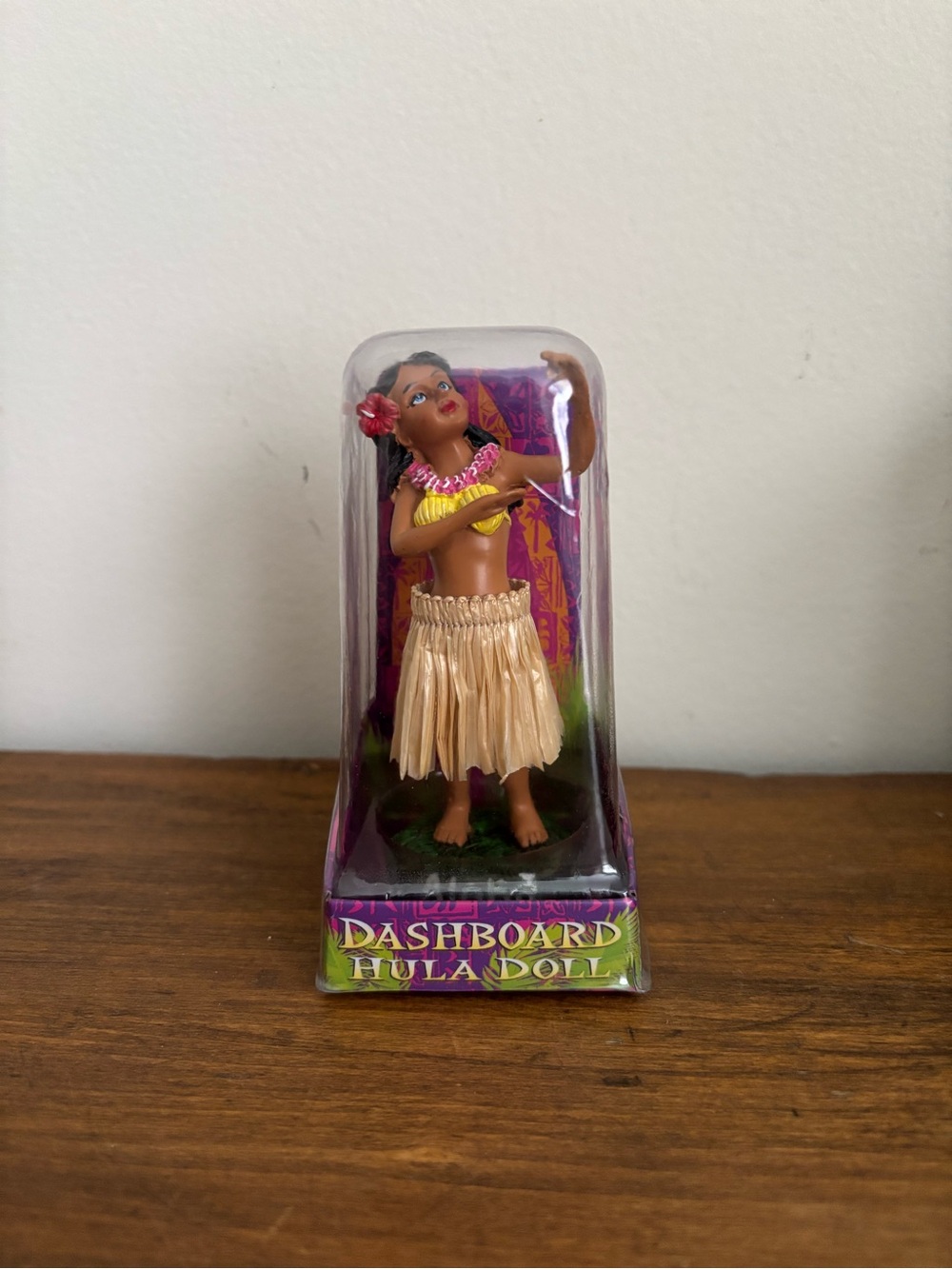 Dashboard Hawaiian Hula Girl